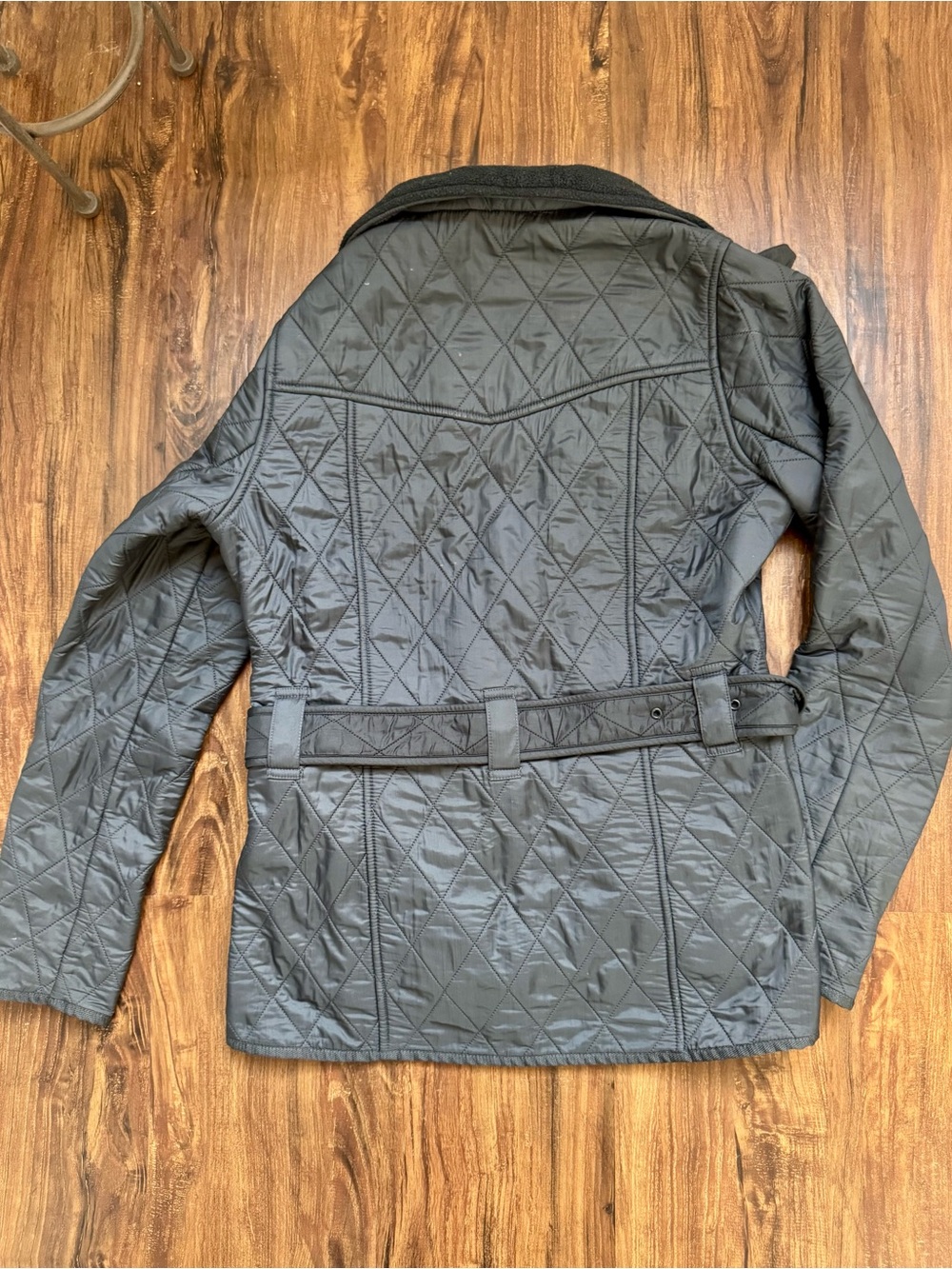 Barbour Women’s Black Quilted Belted Field Jacket, Size 4 - Picture 9 of 10
